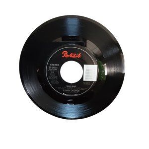 Cyndi Lauper 45 Record She Bop and Witness Portrait Label 1984